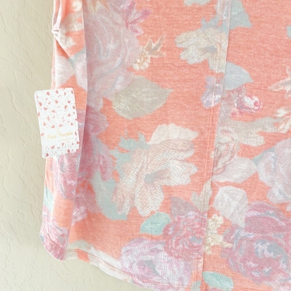 We the Free Oversized Orange Combo Floral Gardenia Tee - Picture 8 of 12